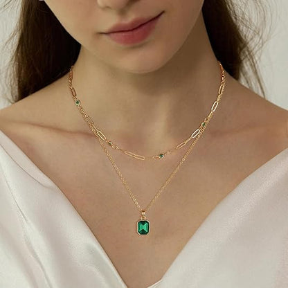 Emerald Clover Pendant Necklace | Gold