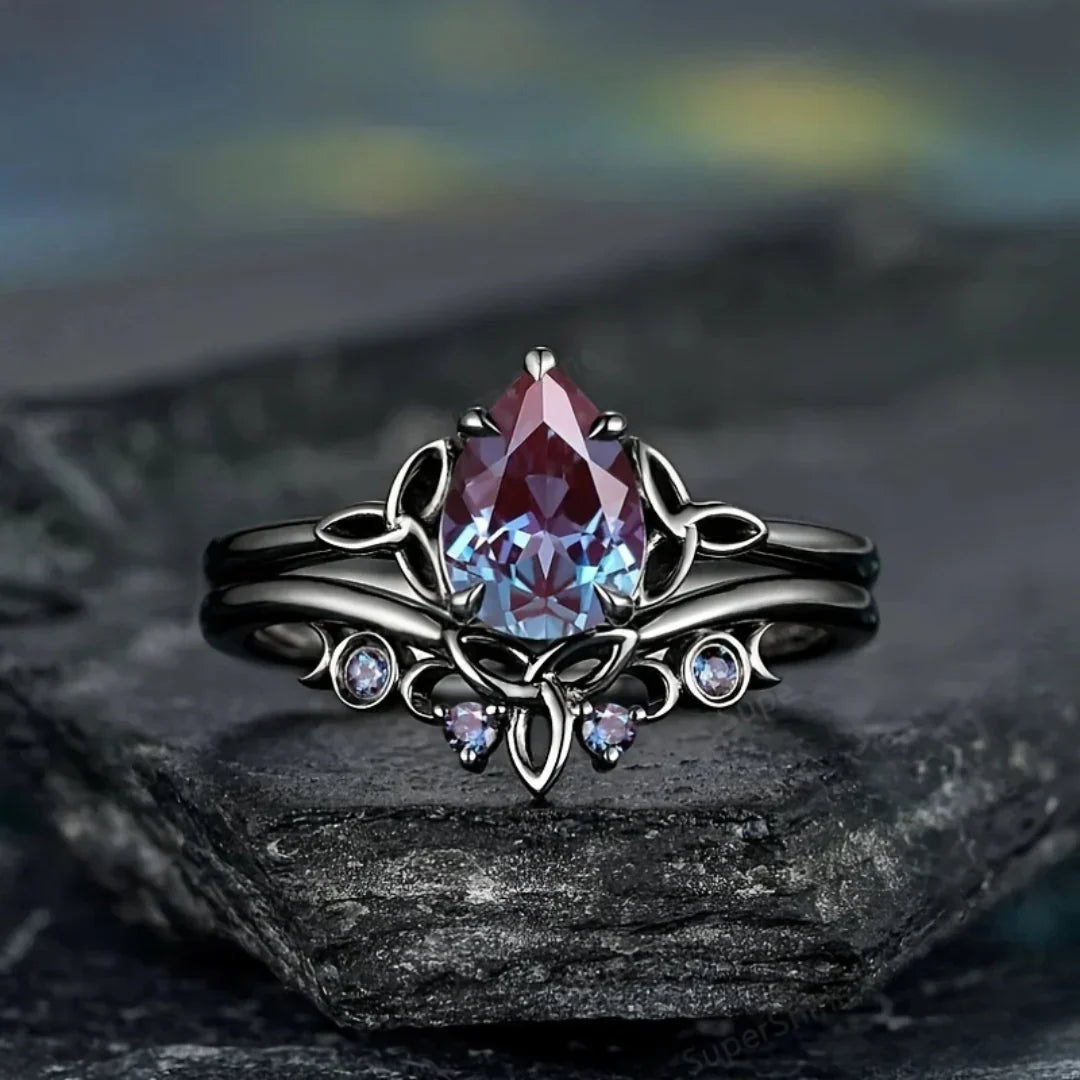 Amethyst Layers Ring | White Gold