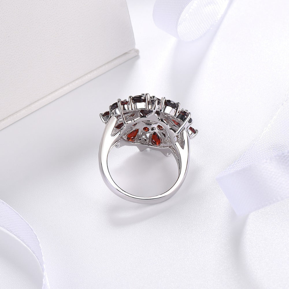 Scarlet Petal Ring | Gold