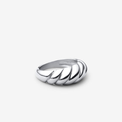 Croissant Ring | White Gold