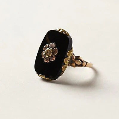 Vintage Black Stone Ring | Gold